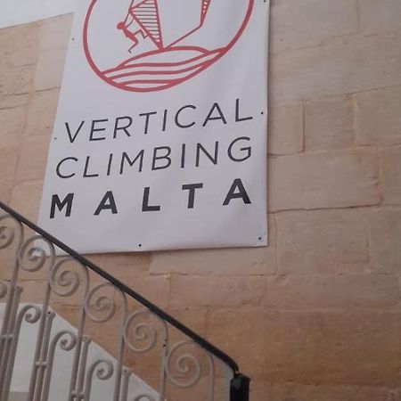 Vertical Climbing Malta Qrendi 外观 照片